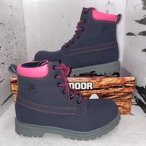 FILA Outdoors Edgewater 12 Kids Boots Size 6